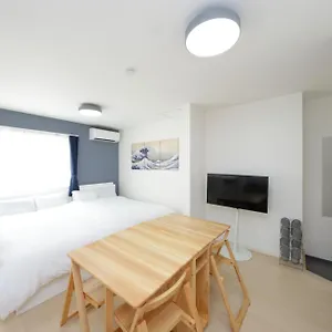 Rana片瀬江ノ島 アパート